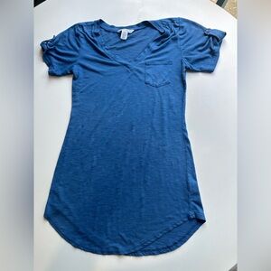 T-shirt with pocket